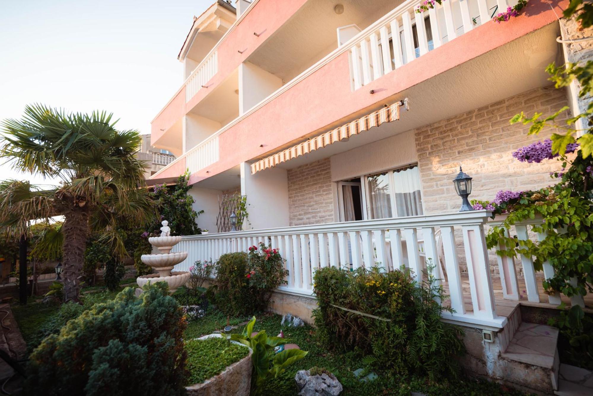 Ivano Apartments Grebaštica Exterior foto